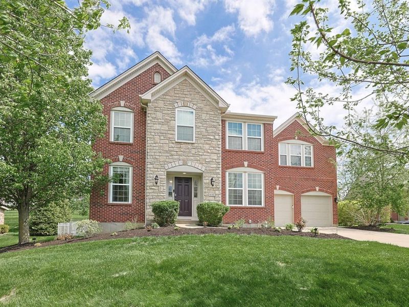 8640 Treeline Drive, Florence, KY 41042 Photo 2