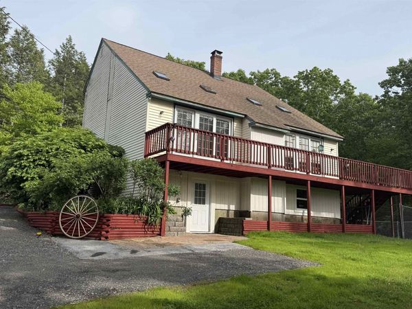 29 Tandy Road, Deerfield, NH 03037