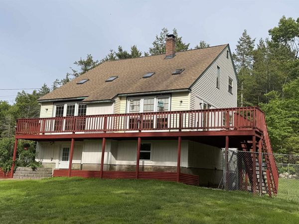29 Tandy Road, Deerfield, NH 03037