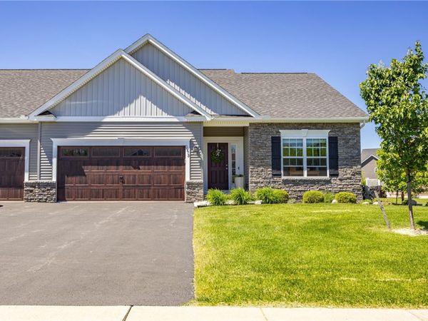 5973 Monarch Drive , Farmington, NY 14425