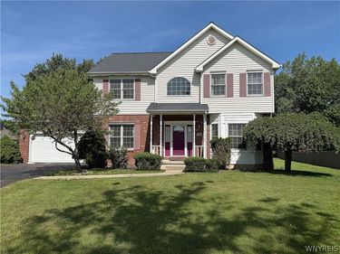 193 Meadow Spring Lane , East Amherst, NY 14051