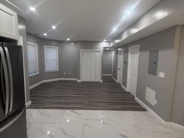 71 Hillberg, Unit 1, Brockton, MA 02301