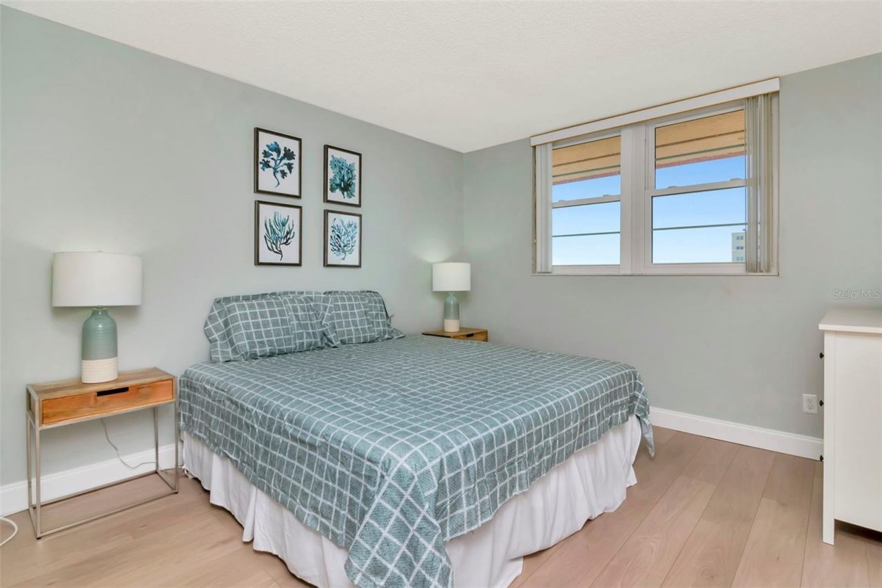 17580 Gulf Boulevard, Unit 403, Redington Shores, FL 33708 Photo