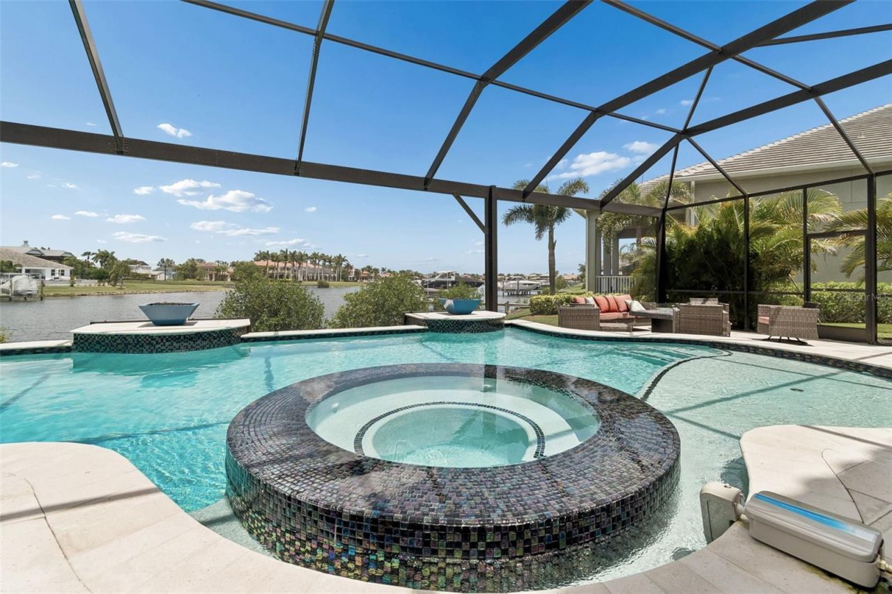 823 Manns Harbor Drive, Apollo Beach, FL 33572 Photo