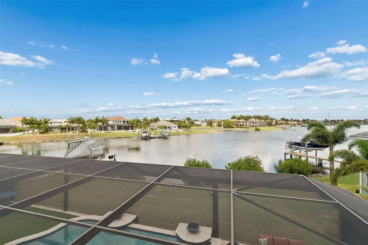 823 Manns Harbor Drive, Apollo Beach, FL 33572 Photo