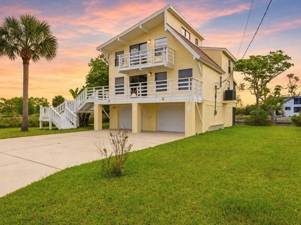 3294 GARDENIA DRIVE , HERNANDO BEACH, FL 34607