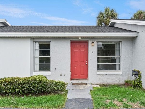 2 LAKE VILLA WAY , KISSIMMEE, FL 34743