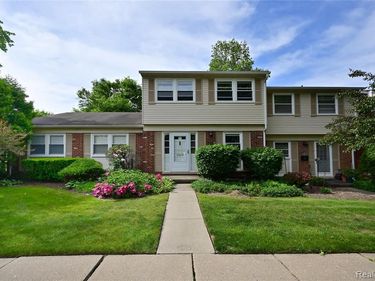 5177 Buckingham, Troy, MI 48098