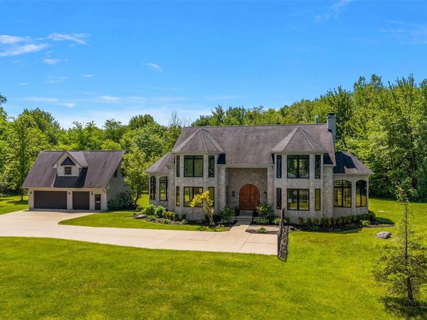 62502 Wayfaring Road, Ray Township, Mi 48096