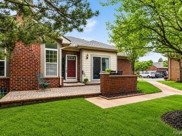 50150 Scott Court, Shelby Twp, MI 48317