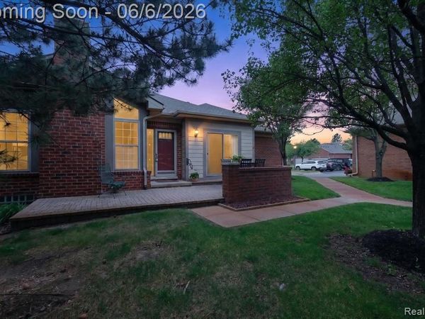 50150 Scott Court, Shelby Twp, MI 48317