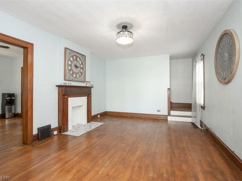 2083 Chesterland Avenue, Lakewood, OH 44107 Photo 13