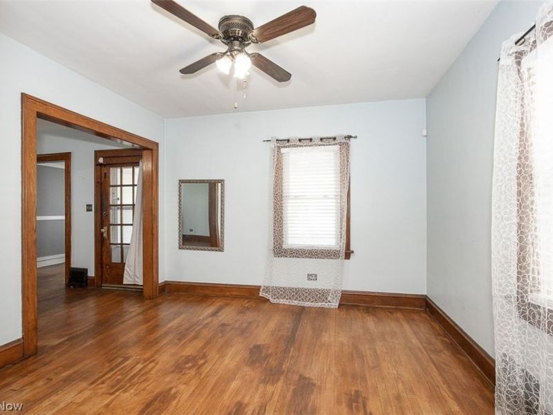 2083 Chesterland Avenue, Lakewood, OH 44107 Photo 15