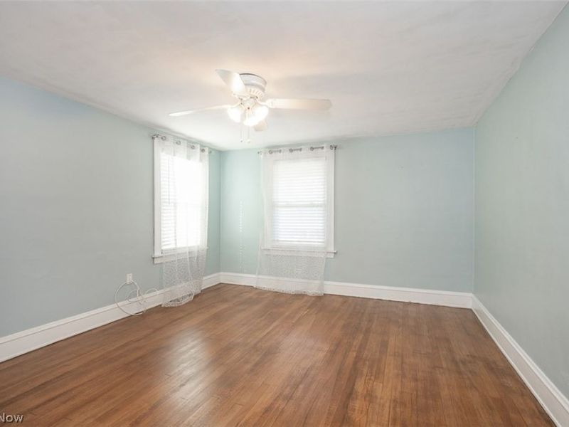 2083 Chesterland Avenue, Lakewood, OH 44107 Photo 20