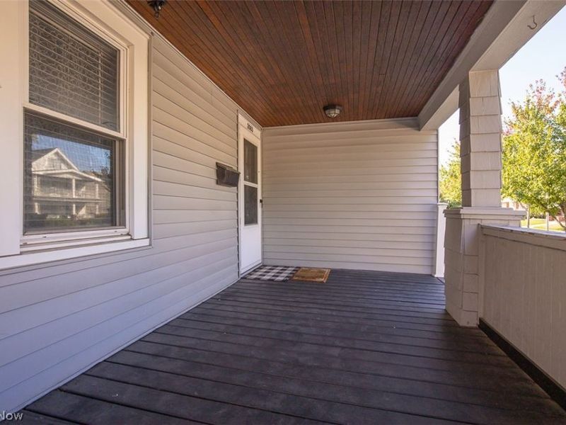 2083 Chesterland Avenue, Lakewood, OH 44107 Photo 3