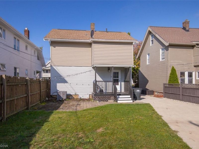 2083 Chesterland Avenue, Lakewood, OH 44107 Photo 4