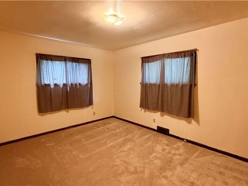 1101 Fess Avenue, Akron, OH 44307 Photo 5