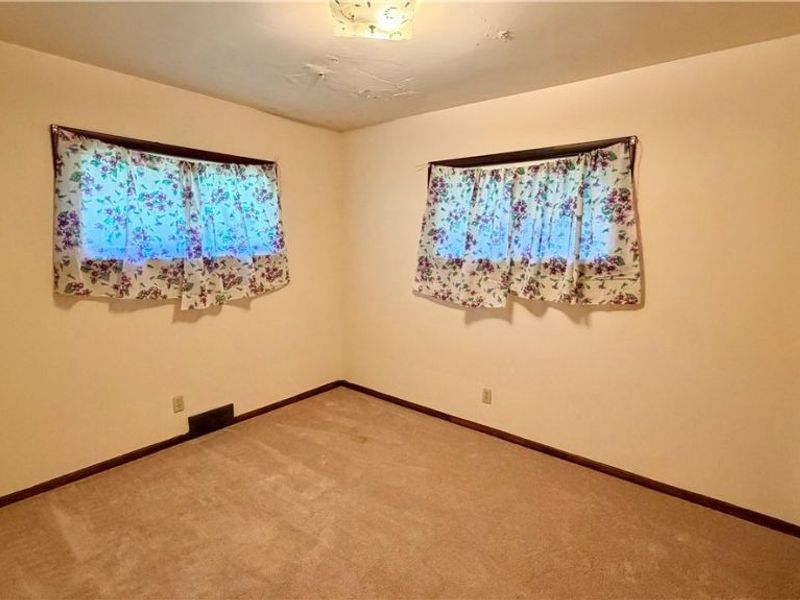 1101 Fess Avenue, Akron, OH 44307 Photo 7