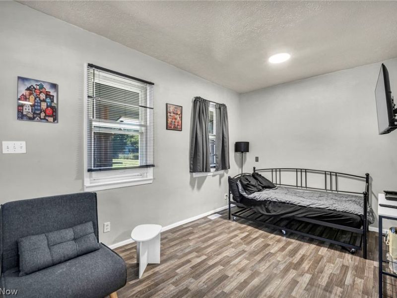 3502 Carlyle Avenue, Cleveland, OH 44109 Photo 24