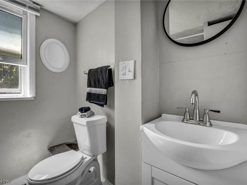 3502 Carlyle Avenue, Cleveland, OH 44109 Photo 28