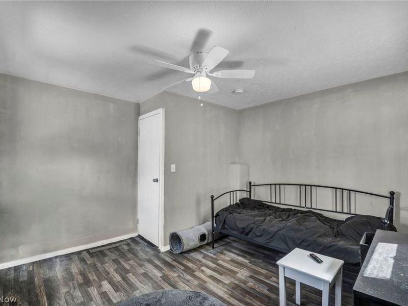 3502 Carlyle Avenue, Cleveland, OH 44109 Photo 32