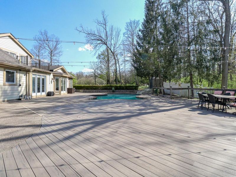 5775 Sugarun Lane, Indian Hill, OH 45243 Photo 32