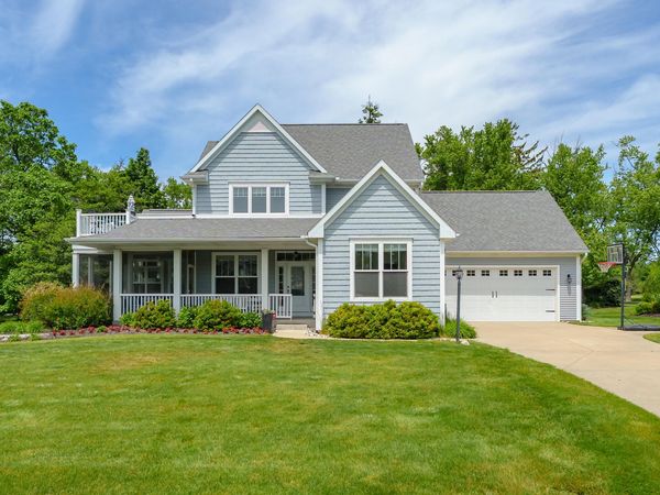 7179 Windcliff Drive, South Haven, MI 49090