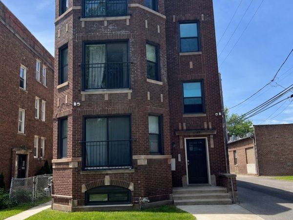 6344 N Artesian Avenue , Unit 1, Chicago, IL 60659