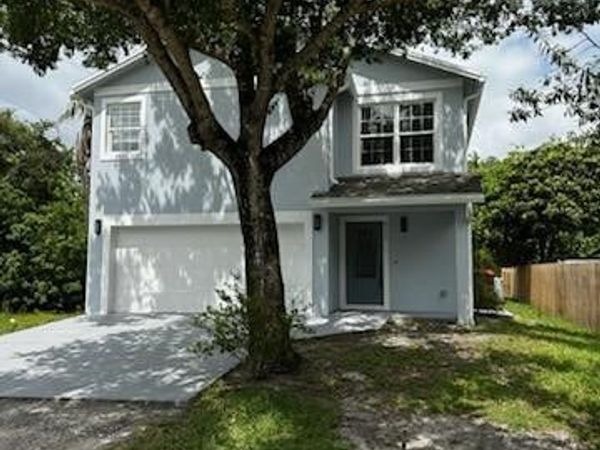 655 61st Avenue, Vero Beach, FL 32968