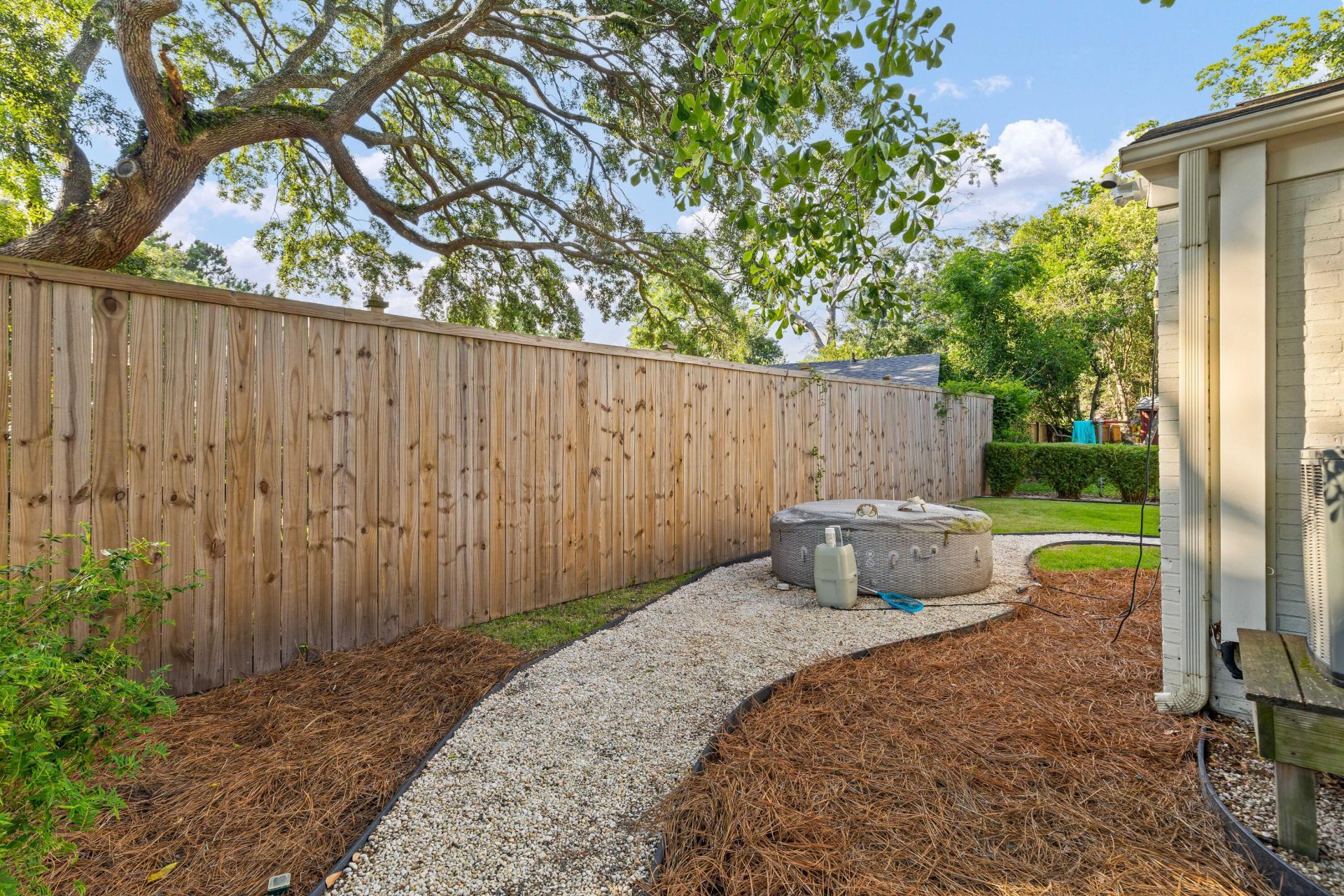 29 Campbell Drive Photo 7