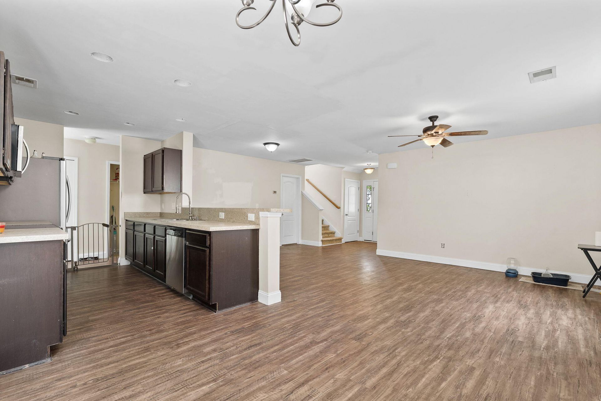 121 Coosawatchie Street Photo 19