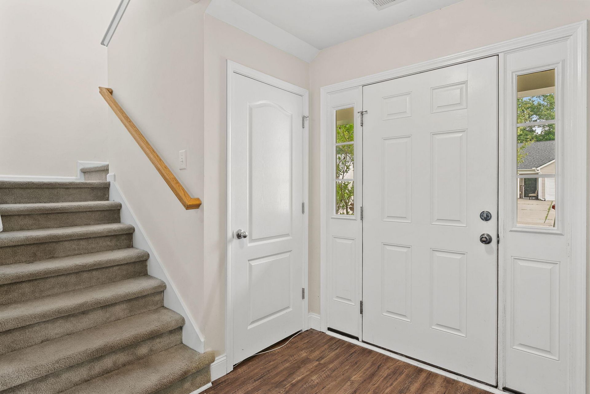 121 Coosawatchie Street Photo 5