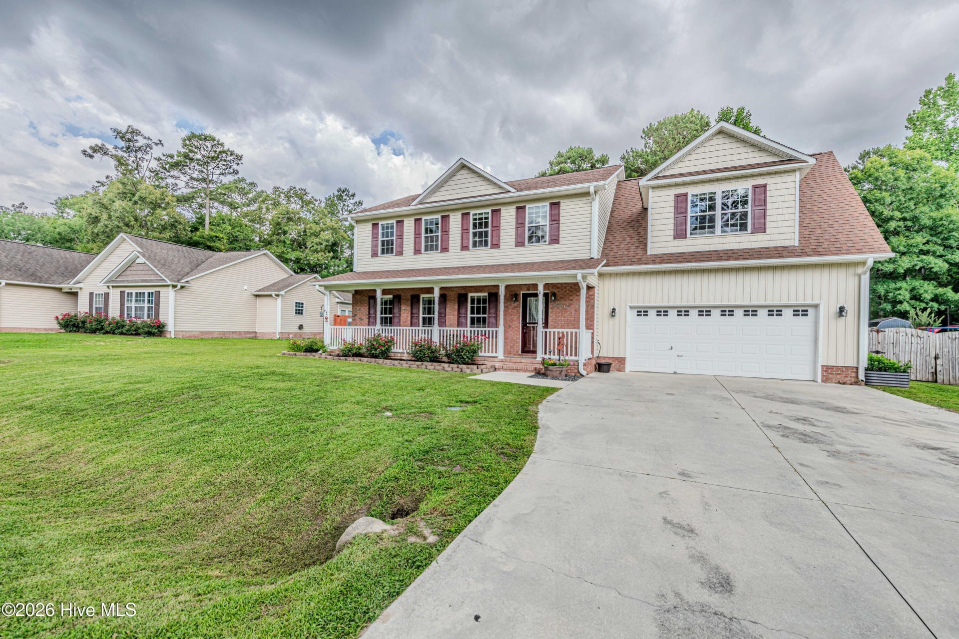 711 Cattail Court, Jacksonville, NC 28540 Main Photo