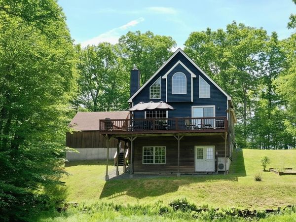 136 School Marm Lane, Townshend, VT 05353