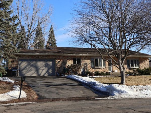 1313 Karth Lake Circle , Arden Hills, MN 55112