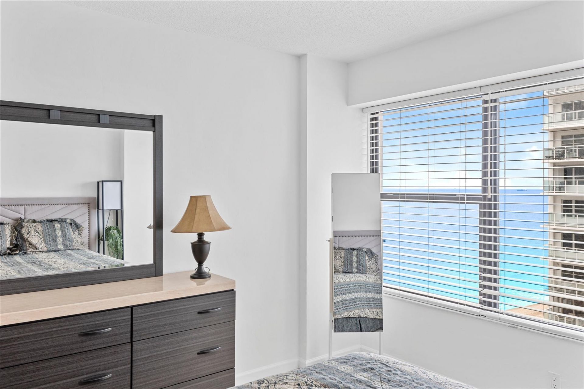 3800 Galt Ocean Drive, Unit 1108, Fort Lauderdale, FL 33308 Photo