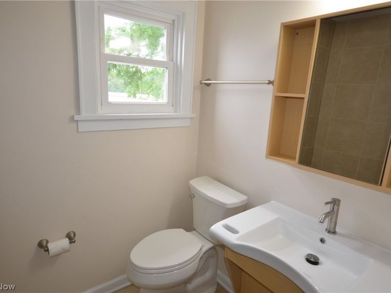 989 Industry Road , Atwater, OH 44201 Photo 26