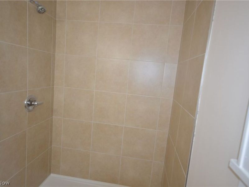 989 Industry Road , Atwater, OH 44201 Photo 27