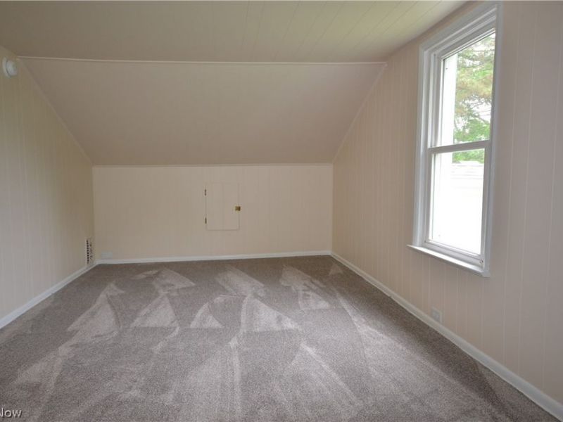 989 Industry Road , Atwater, OH 44201 Photo 33