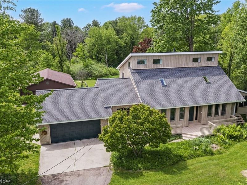 13014 Manor Drive, Chardon, OH 44024 Photo 1
