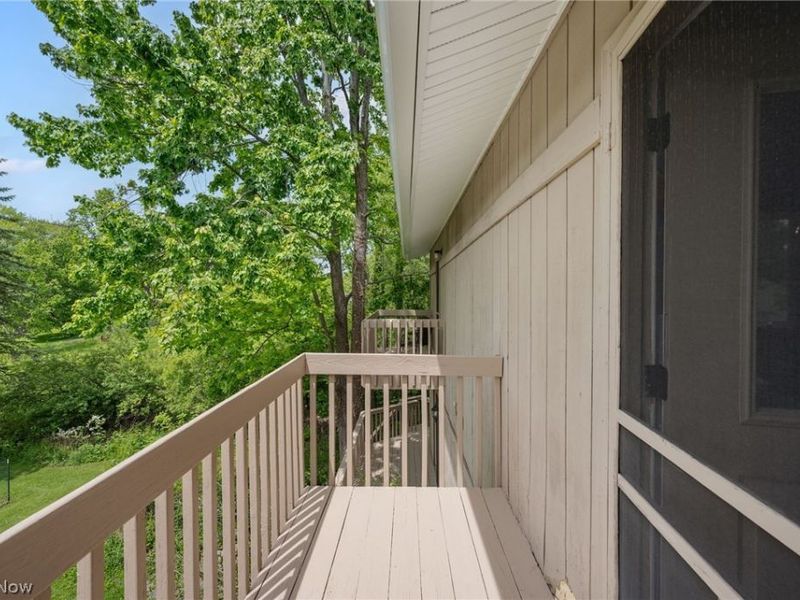 13014 Manor Drive, Chardon, OH 44024 Photo 24