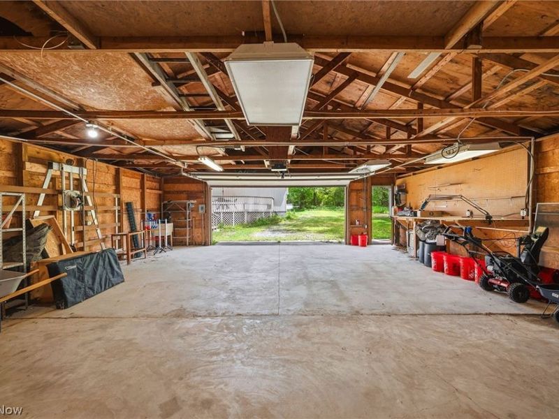 13014 Manor Drive, Chardon, OH 44024 Photo 34