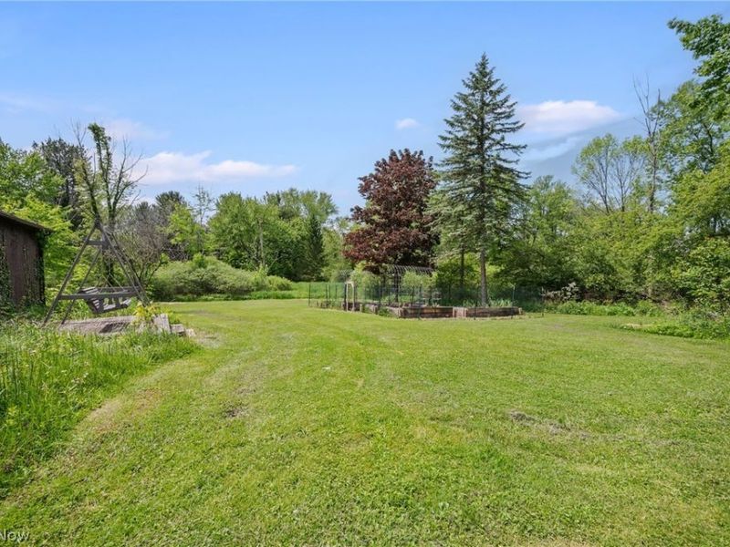 13014 Manor Drive, Chardon, OH 44024 Photo 36