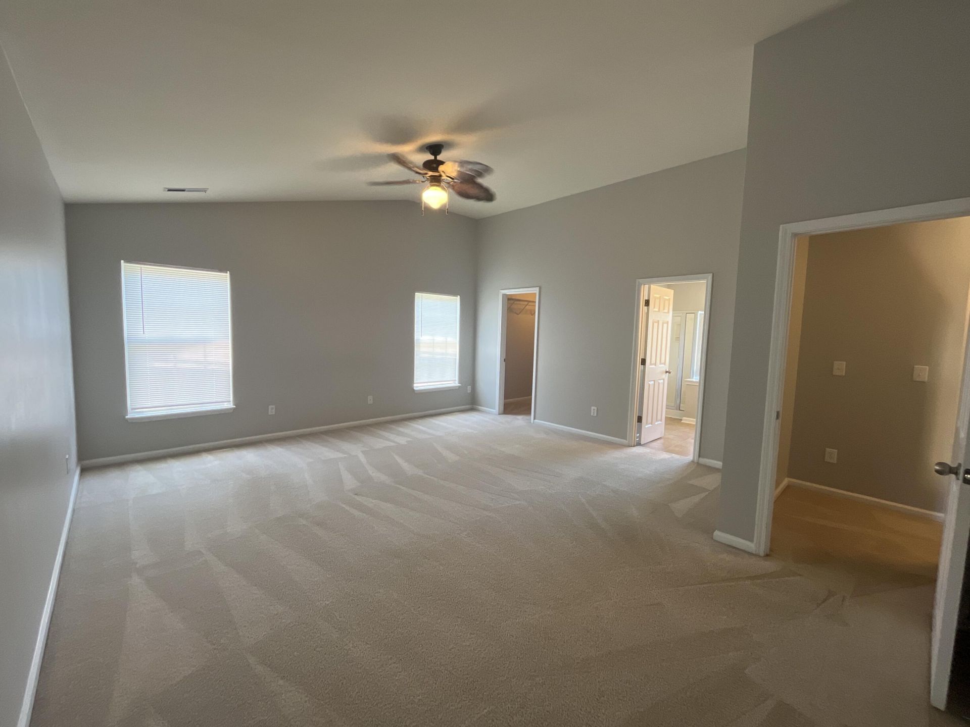 5064 Ballantine Drive Photo 9
