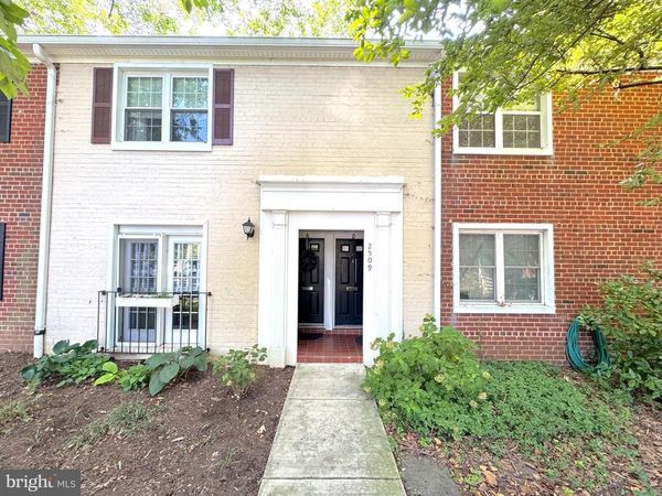 2509 D S WALTER REED DRIVE, Unit D, ARLINGTON, VA 22206