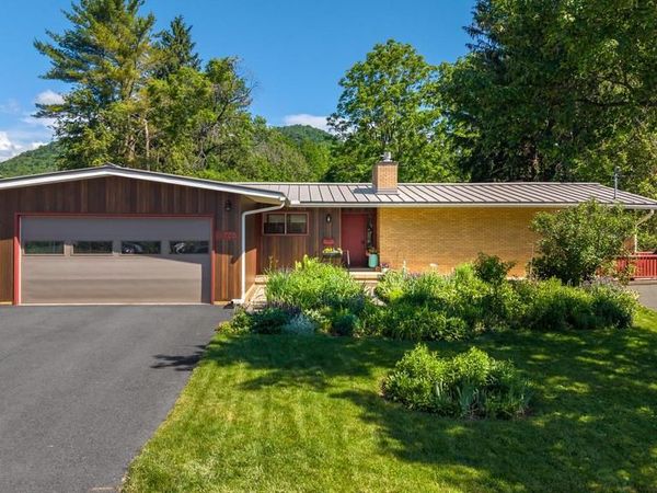 705 E CURTIN STREET, BELLEFONTE, PA 16823