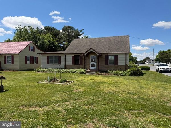 8724 ROOSEVELT STREET, SEAFORD, DE 19973