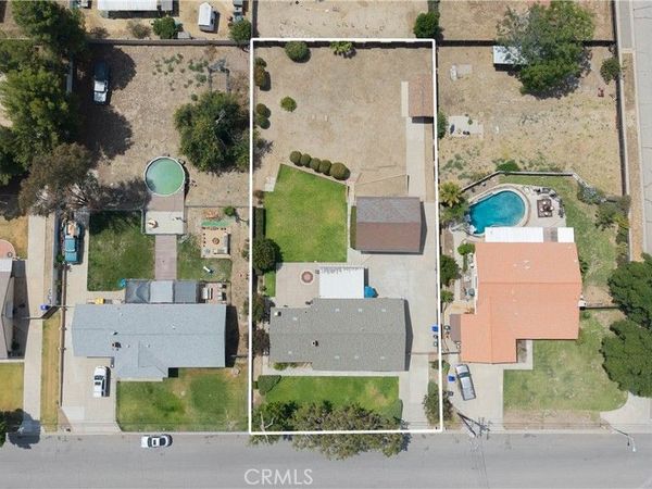 33227 Avenue D , Yucaipa, CA 92399