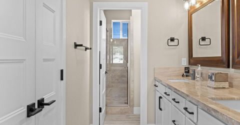 707 Roberts Street, Reno, NV 89502 Photo