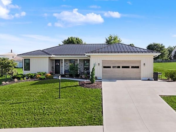 21 Betty Drive, Bellville, OH 44813